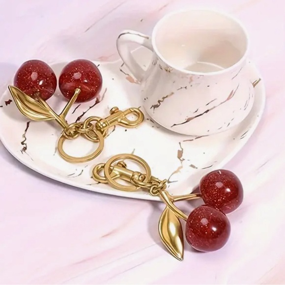 Cherry-Shaped Resin keychain 🍒 - Picture 7 of 7